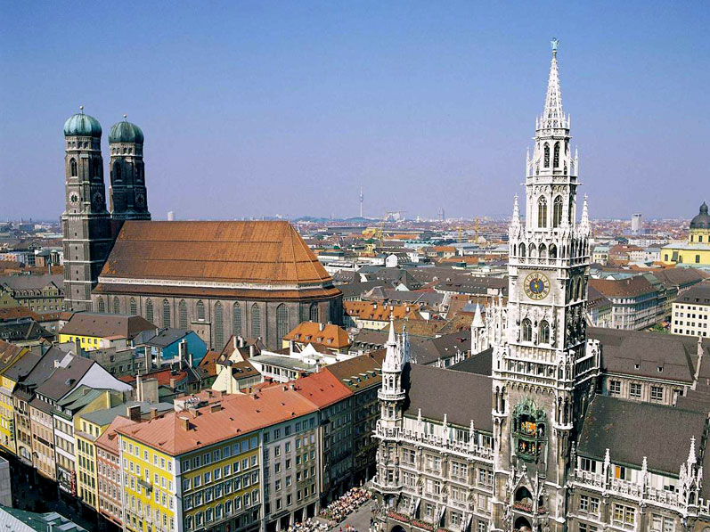 Guided sightseeing tour in Munich's Old Town